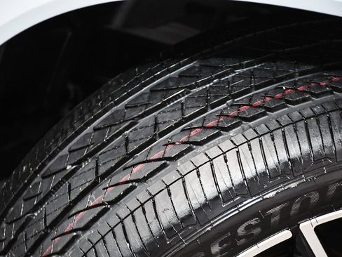 Used 2024 BMW X4 M40i w/ Premium Package image 91