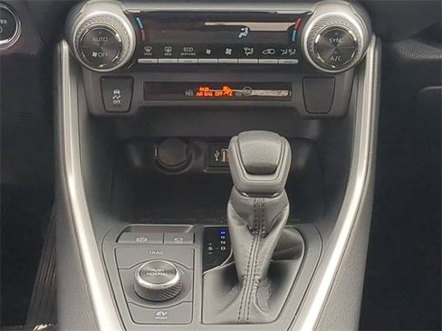 Certified 2025 Toyota RAV4 XLE image 19