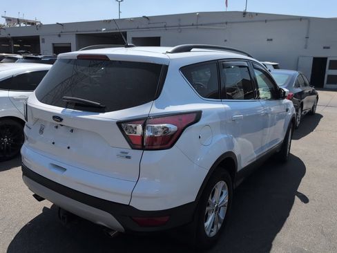 Used 2018 Ford Escape SE AWD/4WD image 5
