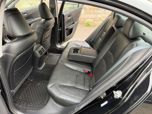 Used 2013 Honda Accord EX-L image 21
