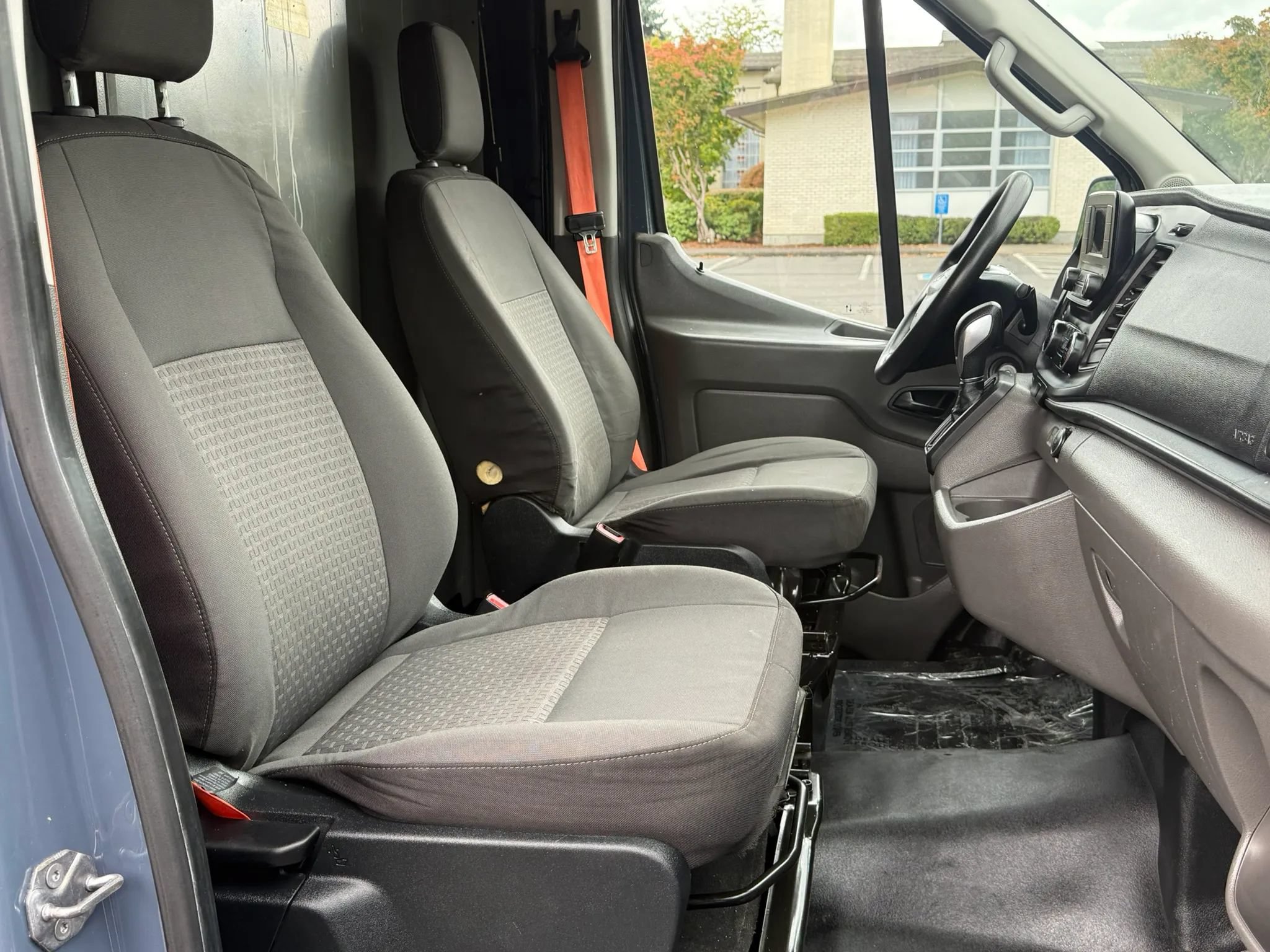 Used 2020 Ford Transit 250 148 High Roof Extended RWD image 18
