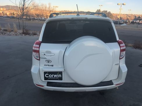 Used 2012 Toyota RAV4 Limited image 6