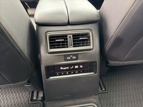 Used 2024 MAZDA CX-90 3.3 Turbo w/ Premium Package image 22