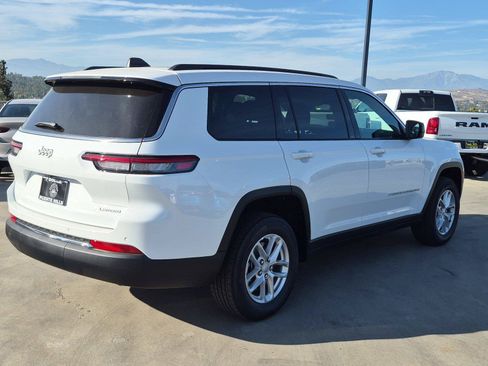 Used 2026 Jeep Grand Cherokee L Laredo RWD image 6