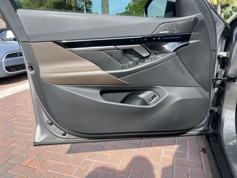 Certified 2024 BMW 530i RWD image 14