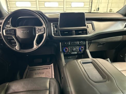 Used 2023 Chevrolet Tahoe Z71 w/ Z71 Off-Road Package AWD/4WD image 4