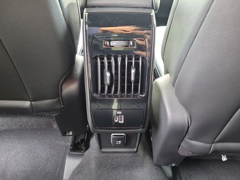 New 2025 Jeep Compass Latitude w/ Sun & Sound Group image 15