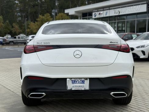 Used 2024 Mercedes-Benz GLC 300 4MATIC image 5