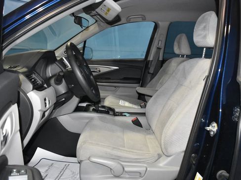 Used 2018 Honda Pilot LX image 7