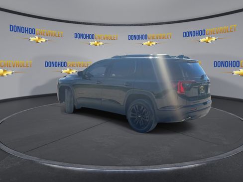 Used 2023 GMC Acadia SLE w/ Elevation Edition FWD image 9