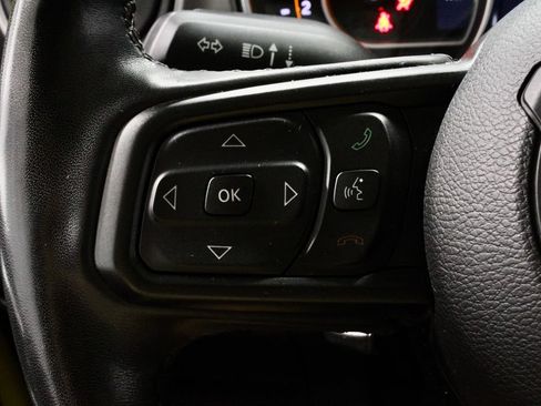 Used 2022 Jeep Wrangler Sport AWD/4WD image 23