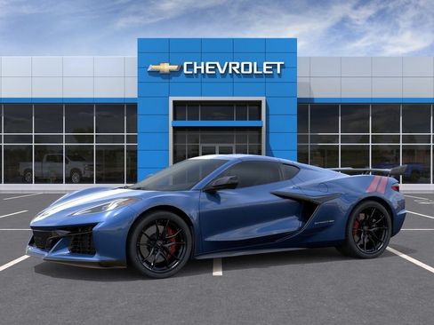 New 2027 Chevrolet Corvette Grand Sport RWD image 2