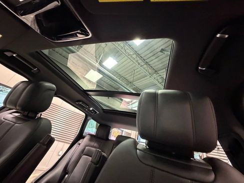 Used 2019 Land Rover Range Rover HSE AWD/4WD image 8