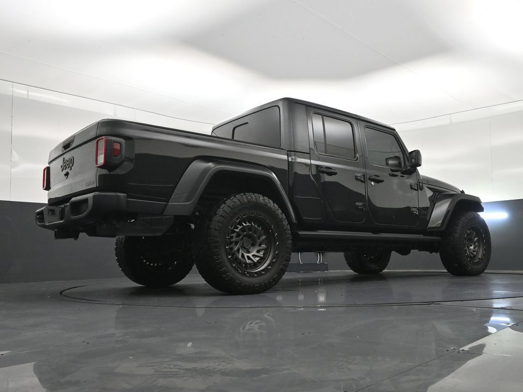 Used 2021 Jeep Gladiator Sport AWD/4WD image 27
