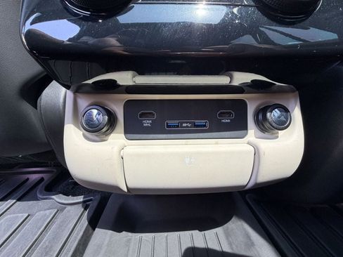 Used 2022 Land Rover Range Rover Westminster Edition AWD/4WD image 39