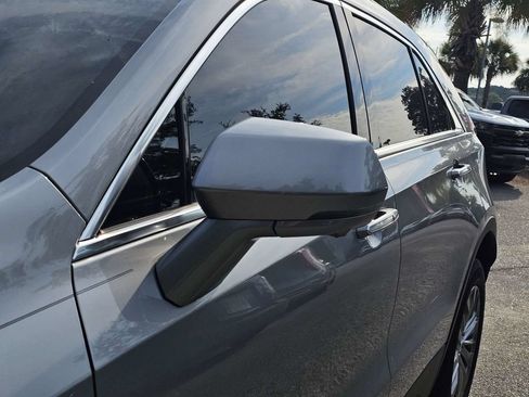 Used 2025 Cadillac XT4 Premium Luxury FWD image 10