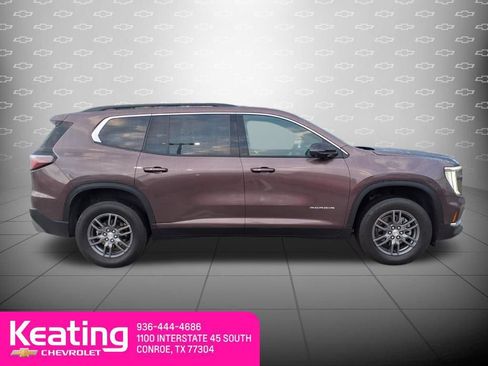 Used 2025 GMC Acadia Elevation image 4