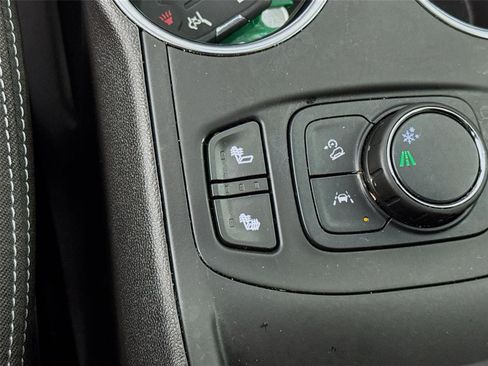 Certified 2024 GMC Terrain SLE w/ Driver Convenience Package FWD image 31