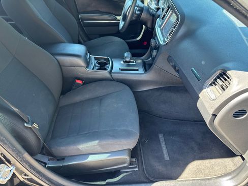 Used 2014 Dodge Charger SXT w/ Blacktop Package RWD image 15
