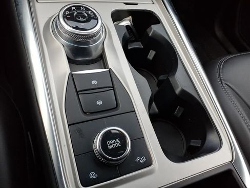 Certified 2023 Ford Explorer XLT w/ Equipment Group 202A image 25