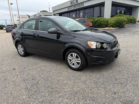 Used 2014 Chevrolet Sonic LT FWD image 45