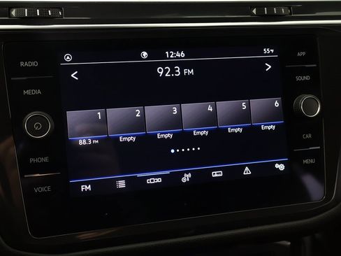 Used 2023 Volkswagen Tiguan SE R-Line image 48