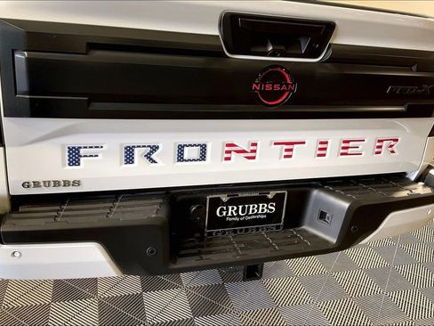 Certified 2025 Nissan Frontier Pro-X w/ Pro Premium Package image 40