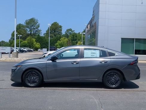 New 2026 Nissan Sentra SV w/ Floor Mat Package FWD image 6