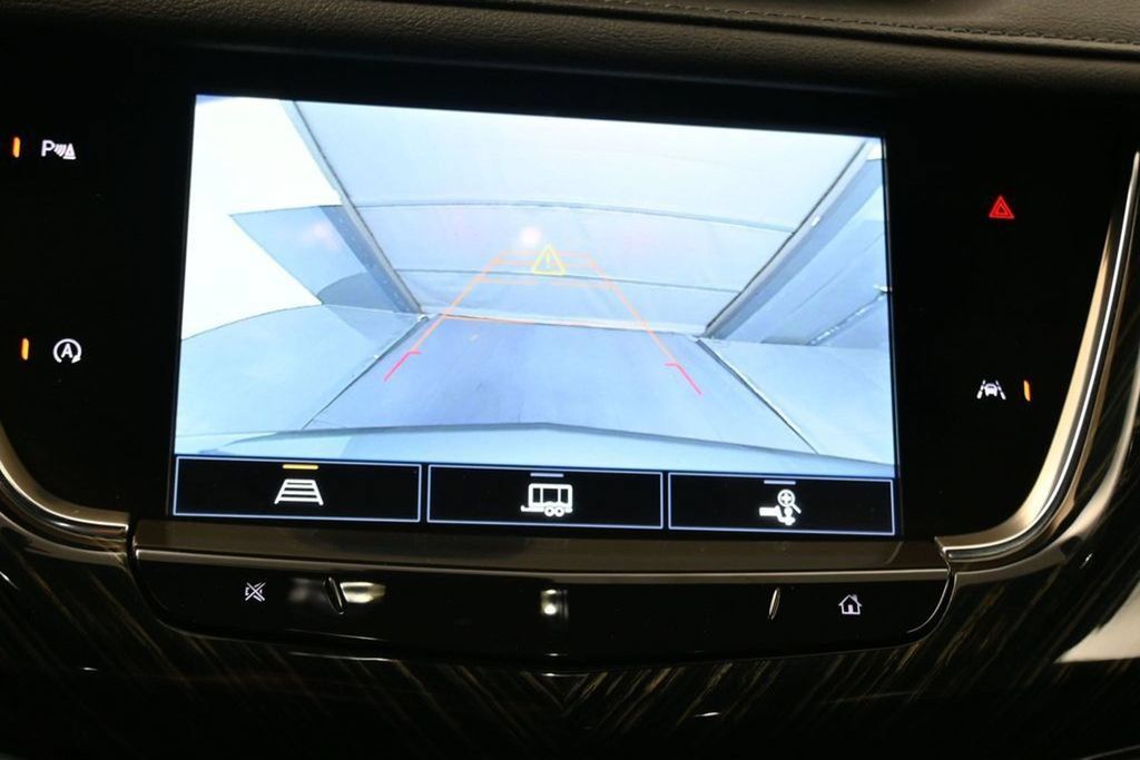 Used 2023 Cadillac XT6 Premium Luxury FWD image 24
