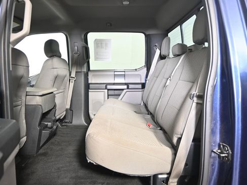 Used 2015 Ford F150 XLT w/ Equipment Group 302A Luxury image 18