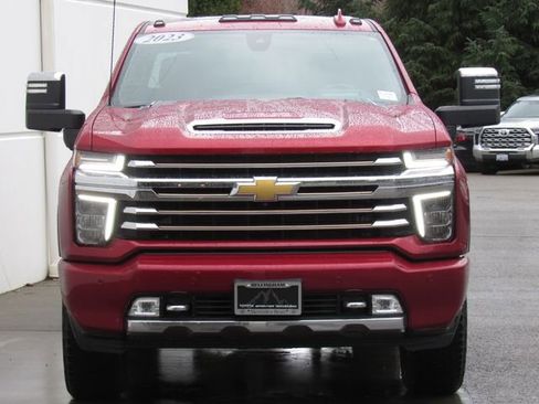 Used 2023 Chevrolet Silverado 3500 High Country image 3