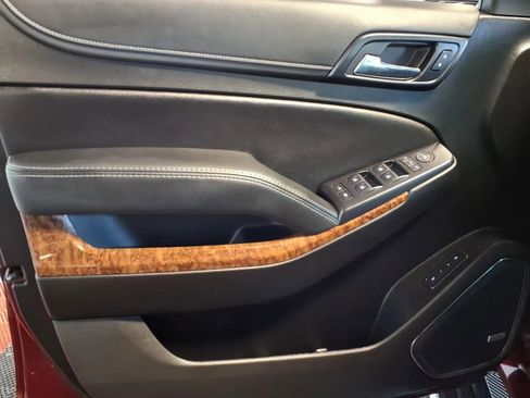 Used 2019 Chevrolet Tahoe Premier image 18