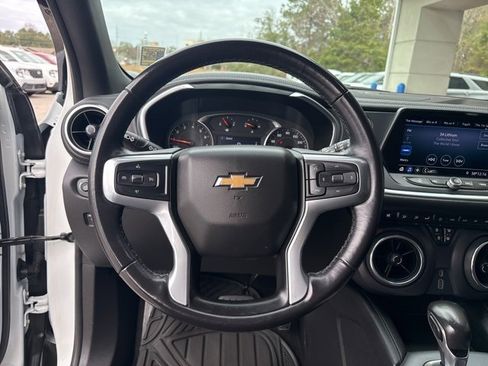 Used 2020 Chevrolet Blazer LT image 16