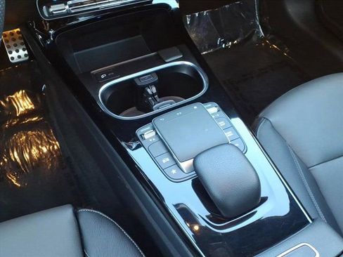 Certified 2022 Mercedes-Benz CLA 250 image 7