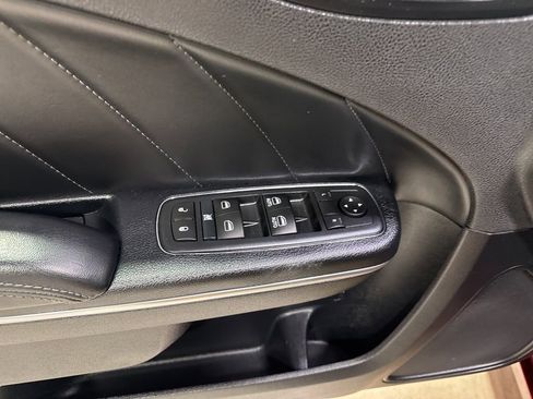 Used 2017 Dodge Charger SXT w/ AWD Plus Group image 36