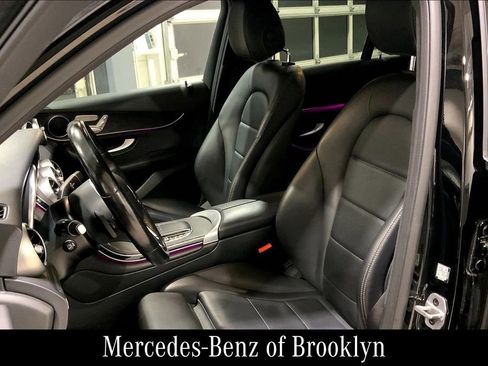 Used 2022 Mercedes-Benz GLC 300 4MATIC image 9