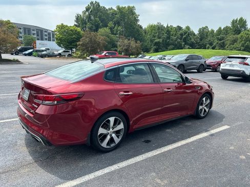 Used 2018 Kia Optima SX w/ Technology Package FWD image 3