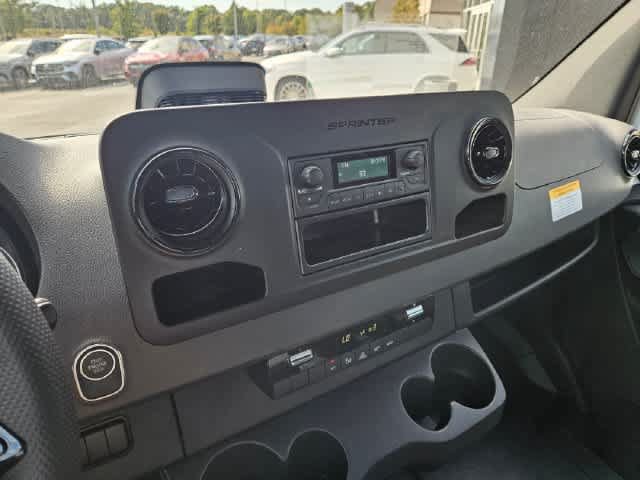 Used 2026 Mercedes-Benz Sprinter 2500 image 18