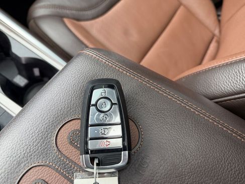 Used 2024 Ford Explorer King Ranch w/ Technology Package AWD/4WD image 32