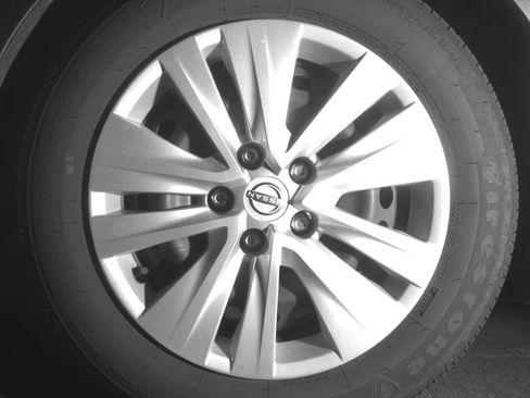 Used 2025 Nissan Sentra S image 9