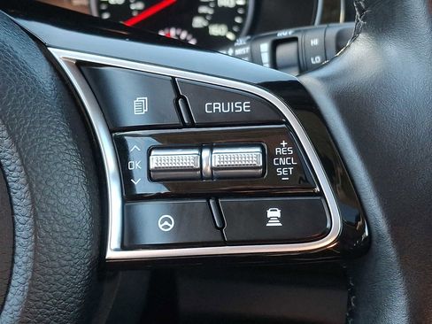 Used 2021 Kia Seltos SX w/ SX Sunroof Package image 19