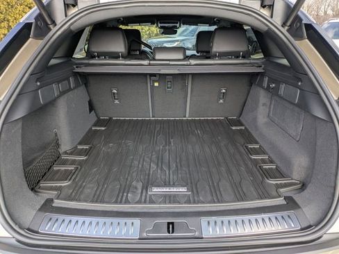 New 2026 Land Rover Range Rover Velar Dynamic SE image 16