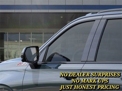 New 2026 Chevrolet Suburban Z71 w/ Comfort Package image 12