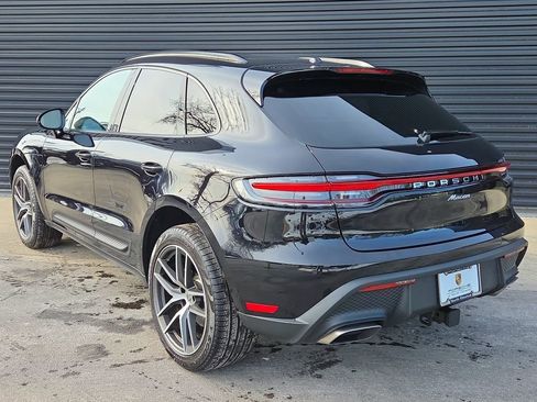 New 2026 Porsche Macan image 3