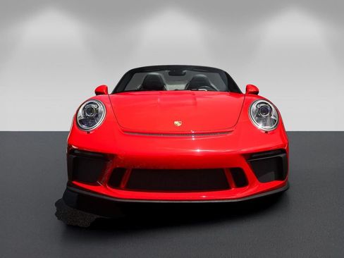 Used 2019 Porsche 911 Speedster RWD image 10