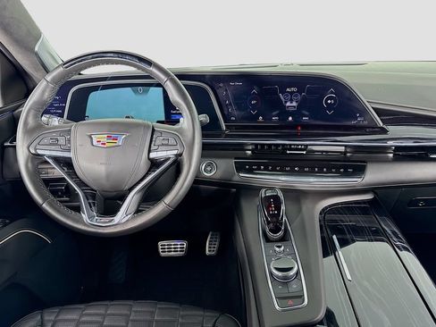 Used 2023 Cadillac Escalade V AWD/4WD image 14