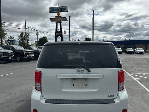 Used 2014 Scion xB Release Series 10.0 FWD image 4