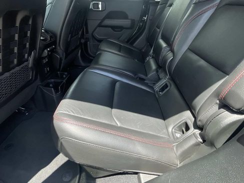 Used 2020 Jeep Gladiator Rubicon AWD/4WD image 12