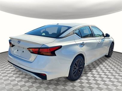 New 2025 Nissan Altima 2.5 SV