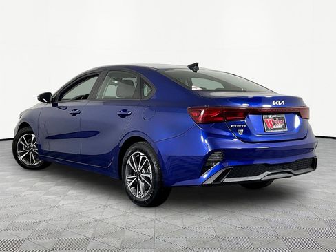 Used 2023 Kia Forte LXS w/ LXS Technology Package FWD image 4
